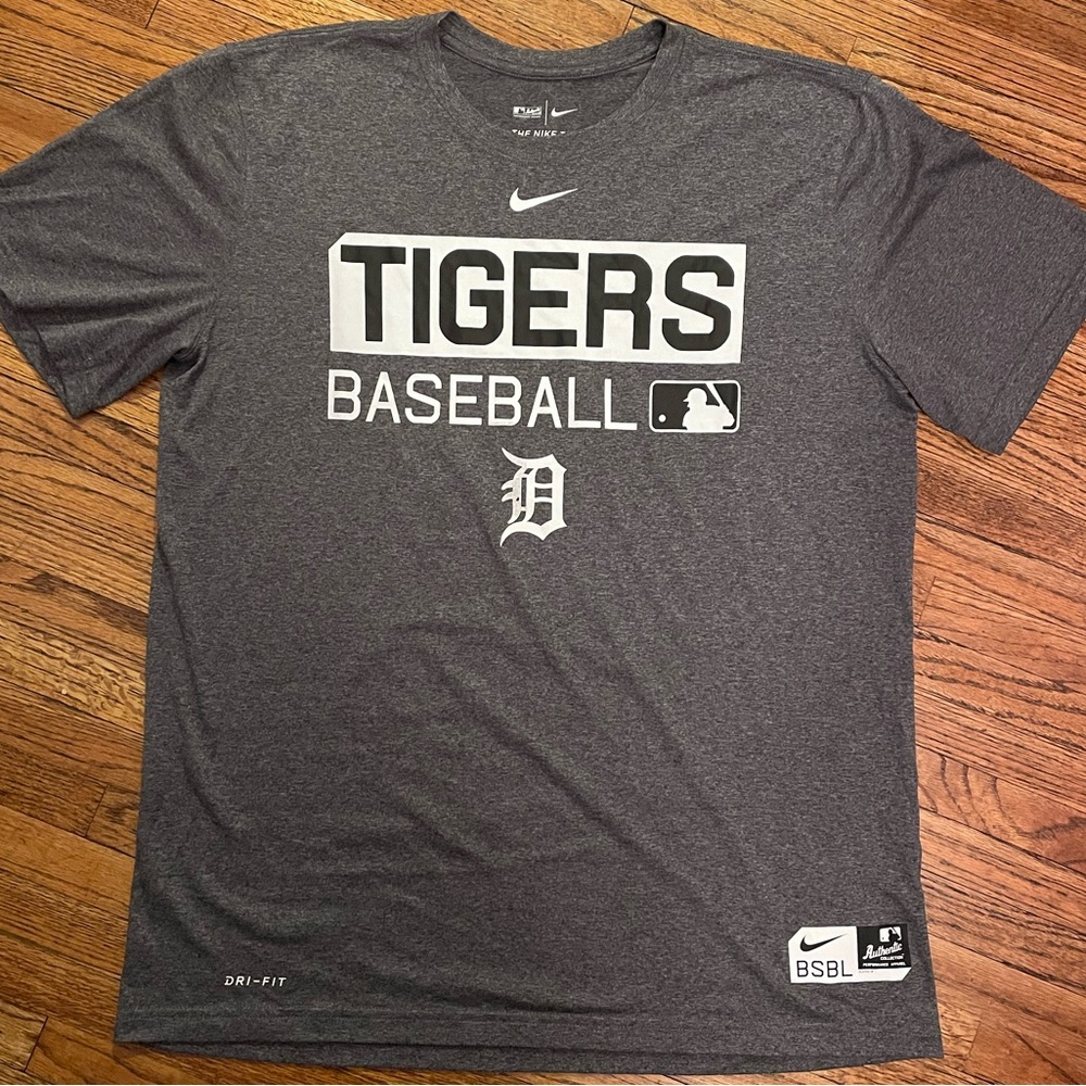 Detroit Tigers Nike Dri-Fit Tee